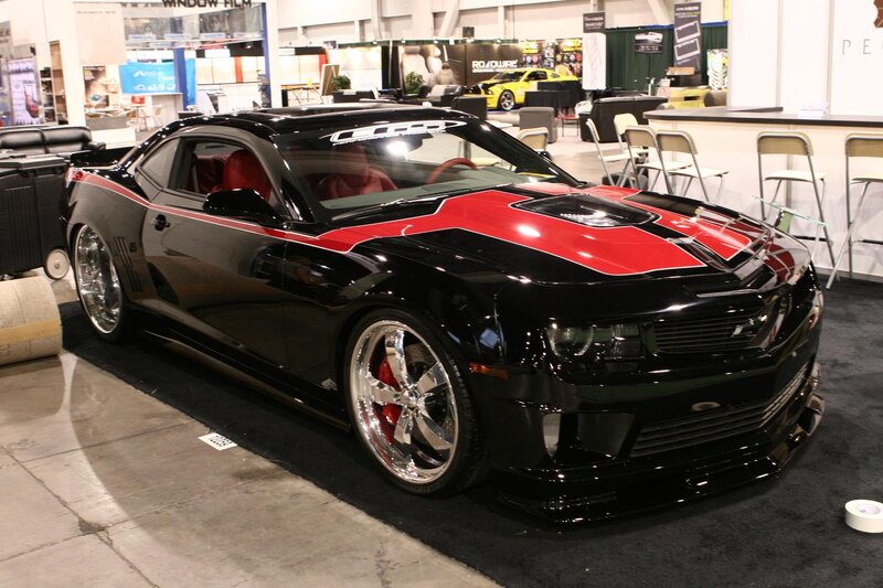 Black and Red Camaro