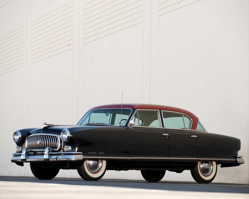 Black and Red Classic Car — Calm