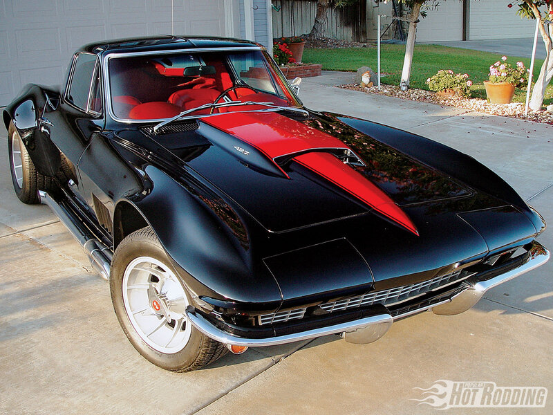 Black and Red Corvette — Calm