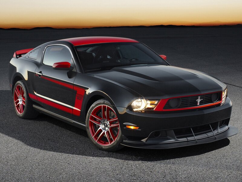 Black and red Ford Mustang Boss 302