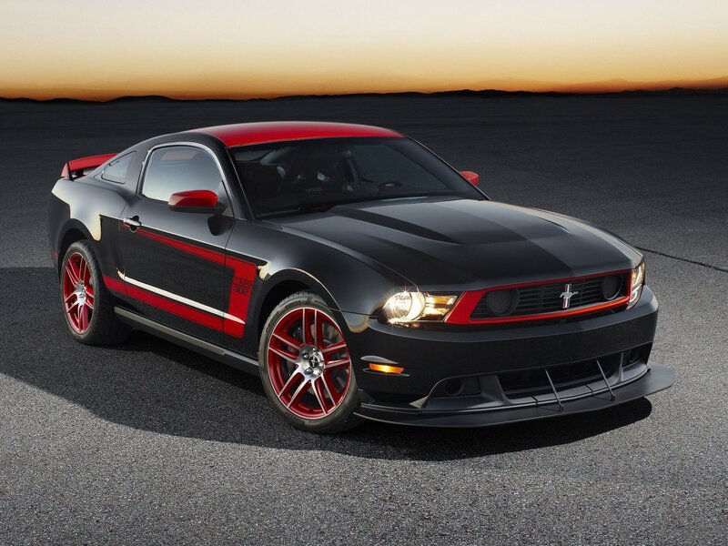Black and red Ford Mustang Boss 302