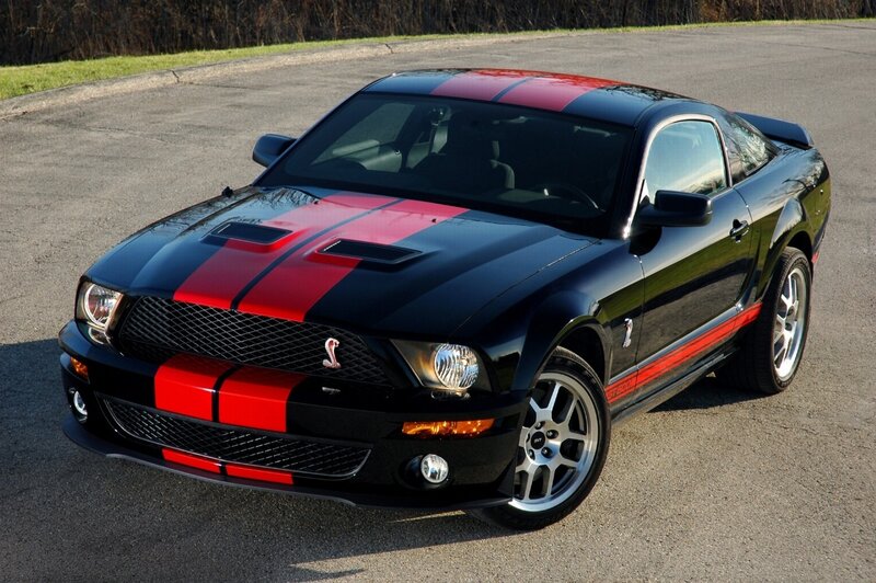 Black and red Ford Shelby Mustang