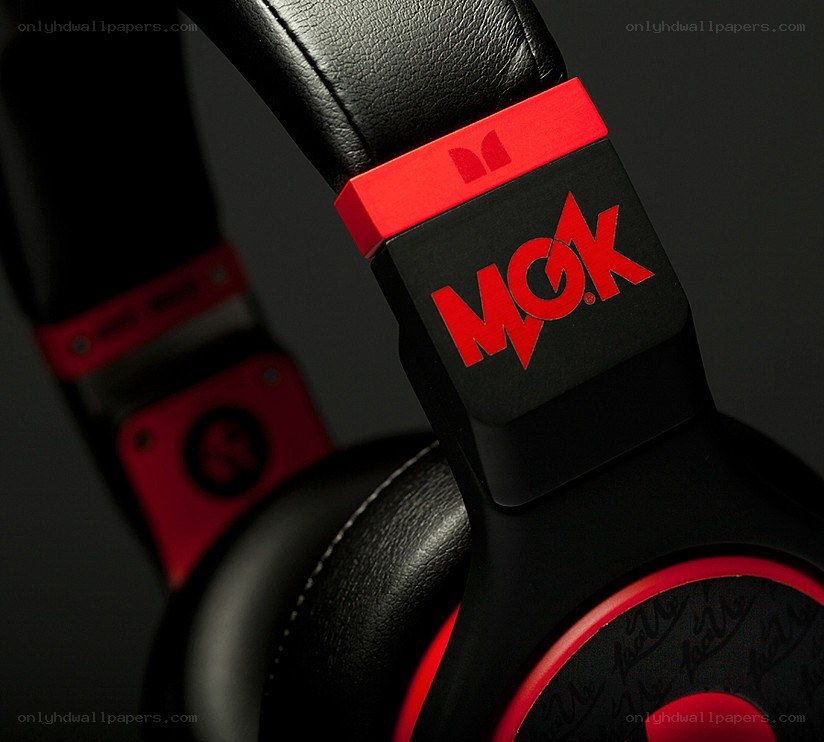 black and red headphones