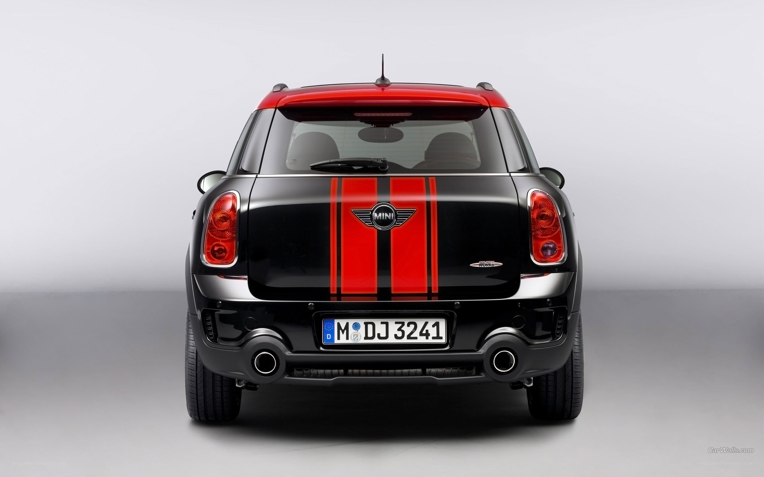black and red mini cooper