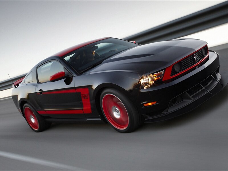 Black and Red Mustang — Dynamic, Photograph