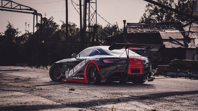 Black and Red Race Car — Dramatic, Afternoon