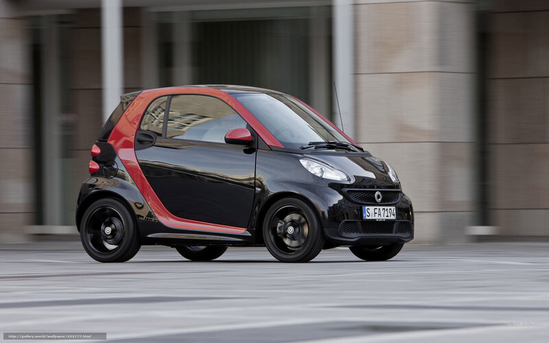 Black and red smart car