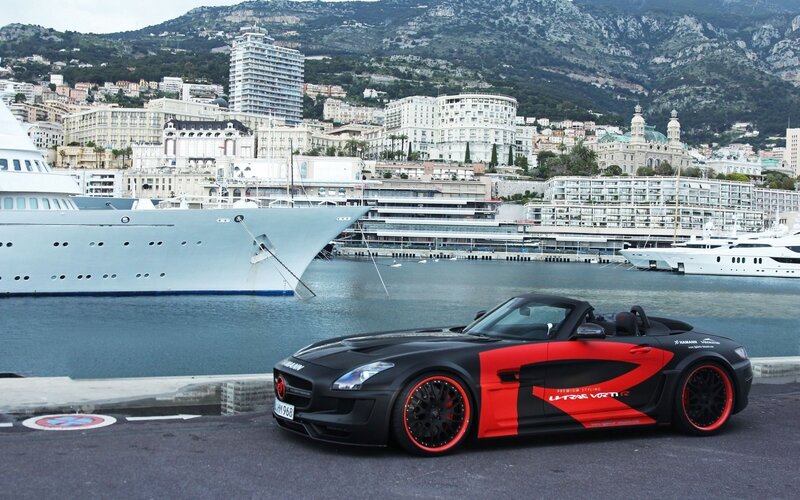 Black and red sports car in Monaco