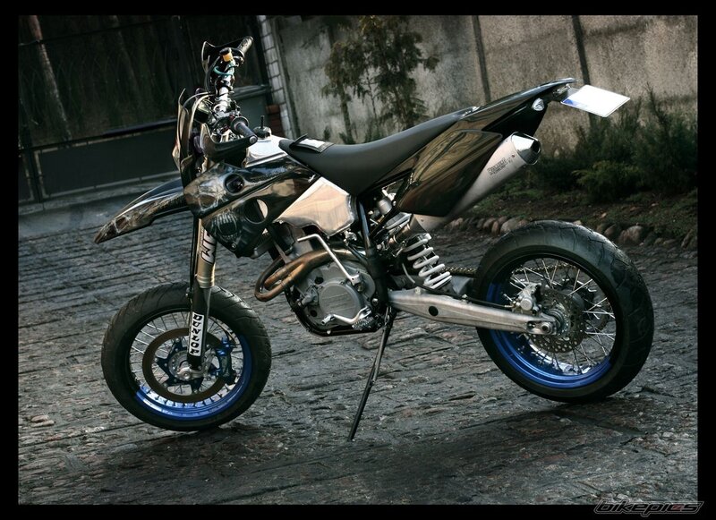 black and silver dirt bike