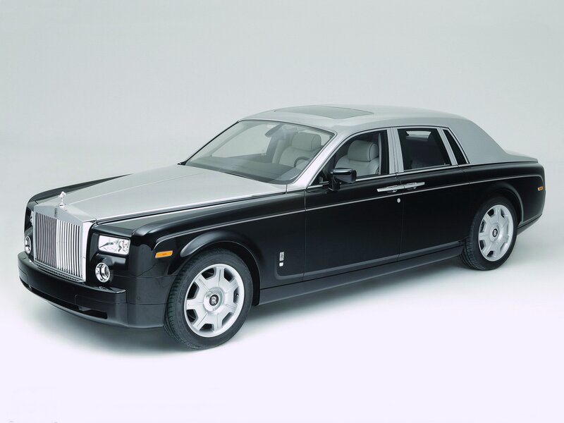 Black and silver Rolls-Royce