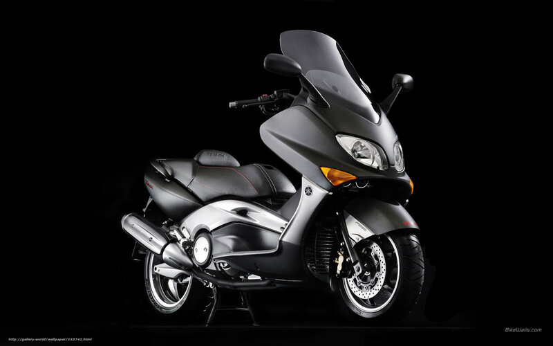 Black and Silver Scooter — Dramatic, Photograph