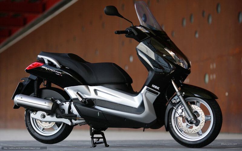 Black and Silver Scooter — Neutral, Photograph, Windshield