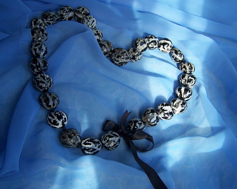 Black and White Beaded Necklace