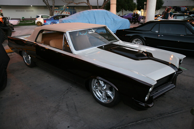 Black and White Classic Car — Calm, Night