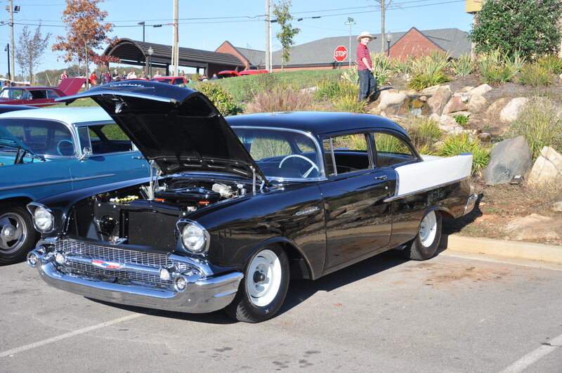 Black and White Classic Car — Calm