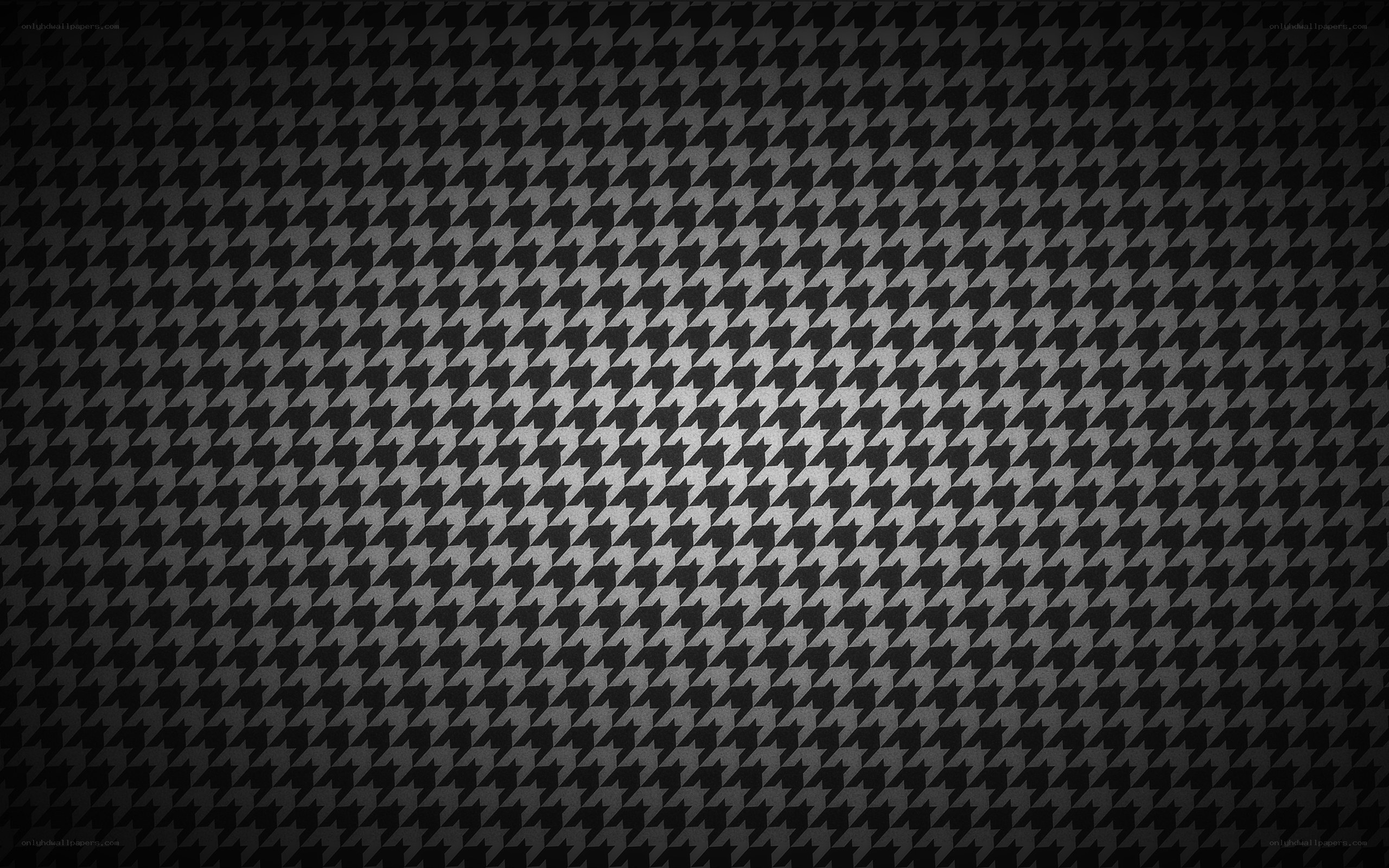black and white houndstooth pattern