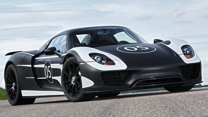 Black and white Porsche race car