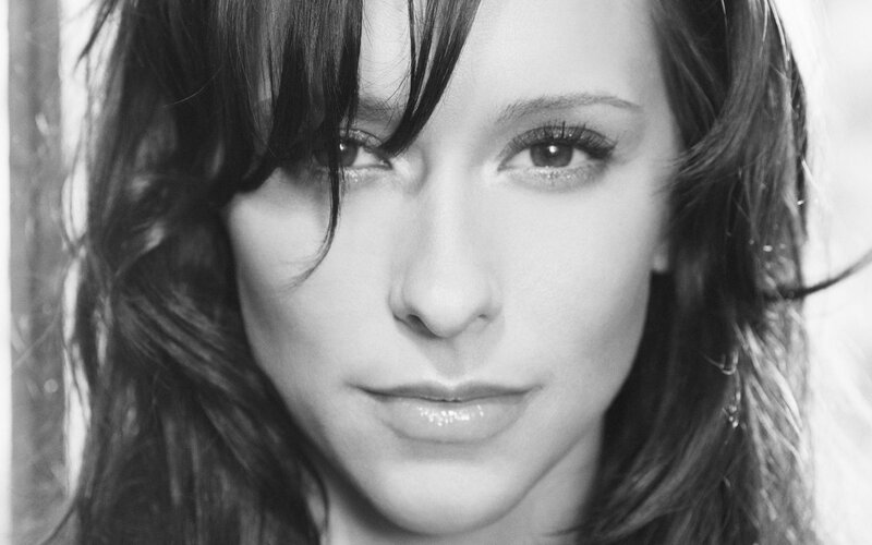 black and white portrait of a woman