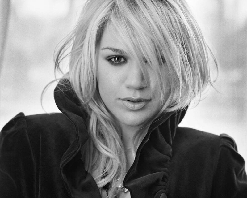 black and white portrait of a woman