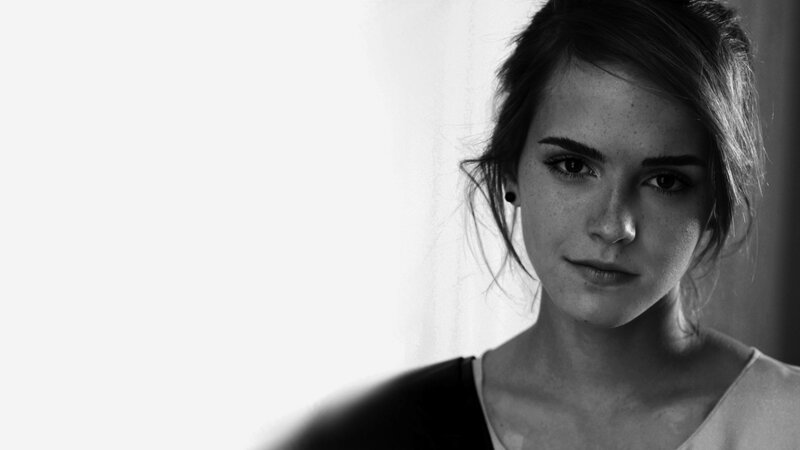 black and white portrait of a woman