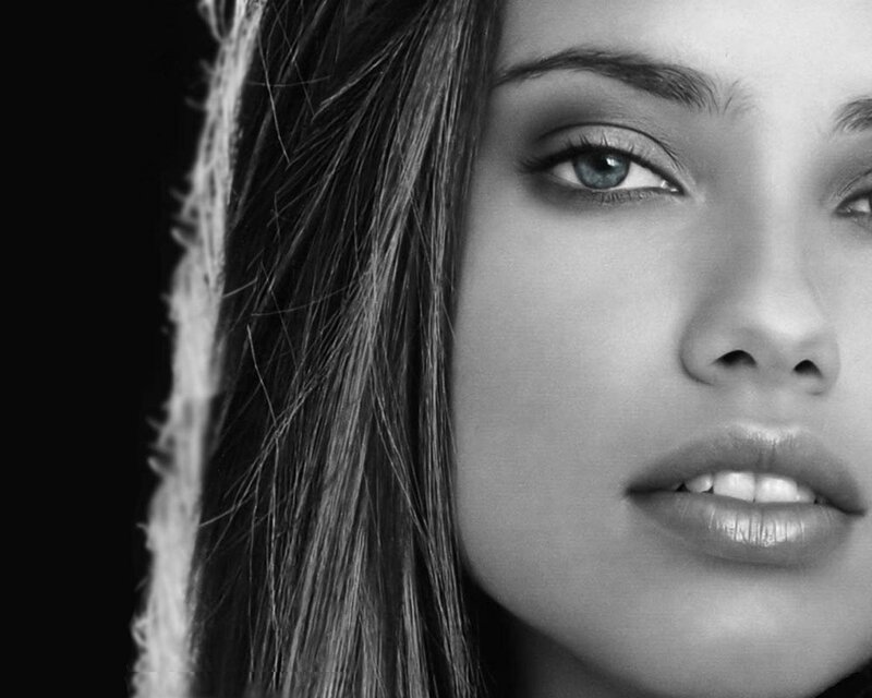 black and white portrait of woman