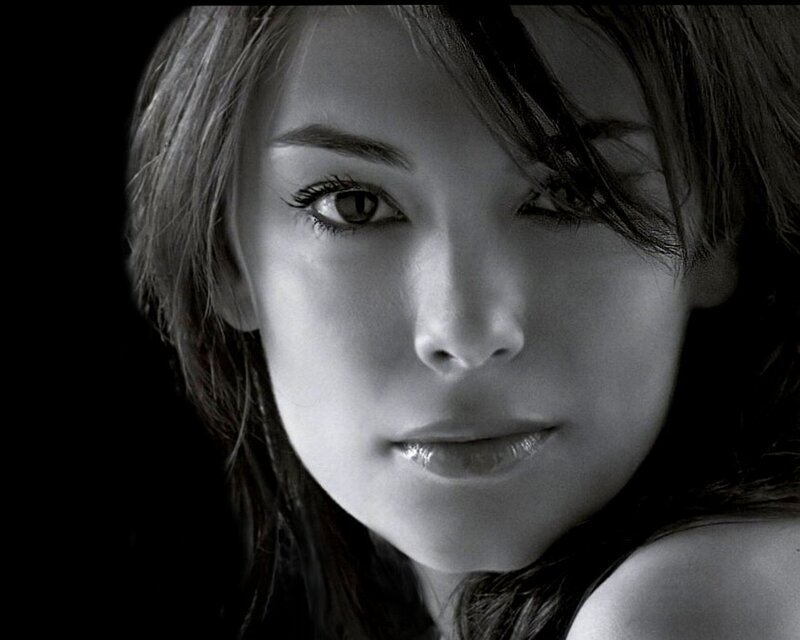 black and white portrait of woman