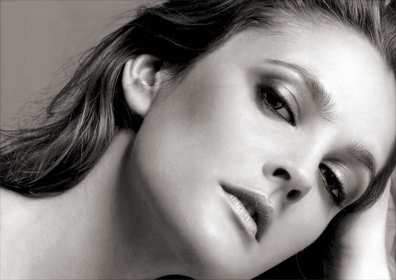 black and white portrait of woman