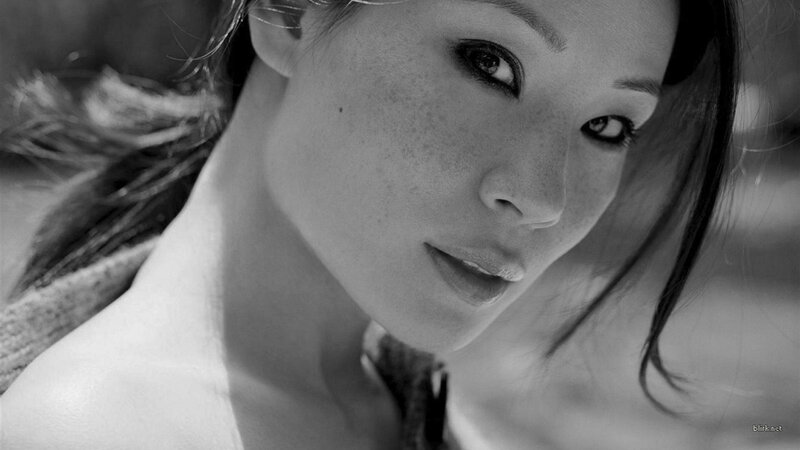 black and white portrait of woman