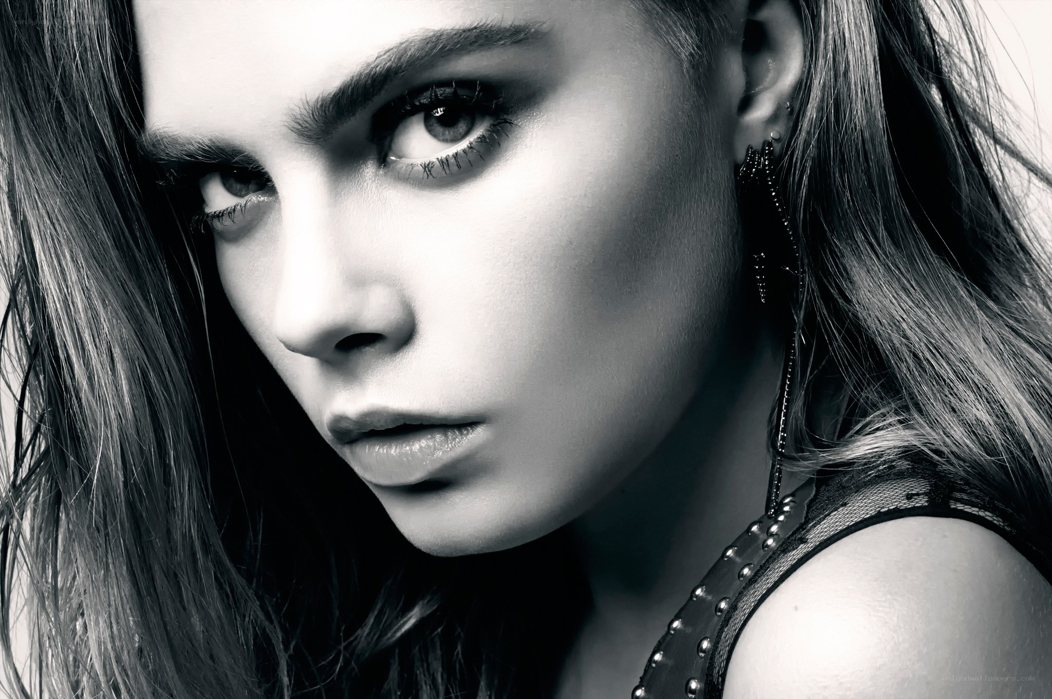 black and white portrait of woman