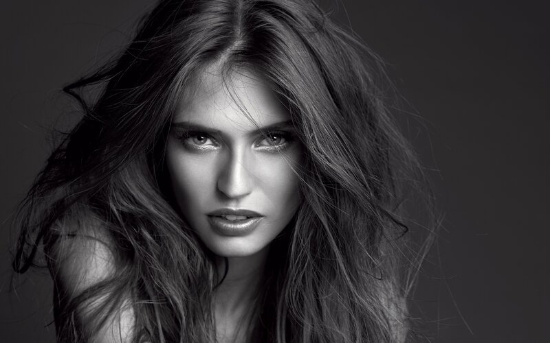 black and white portrait of woman