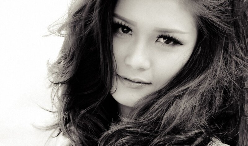 black and white portrait of woman
