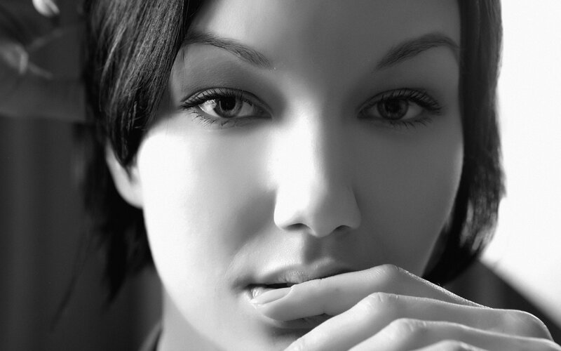 black and white portrait of woman