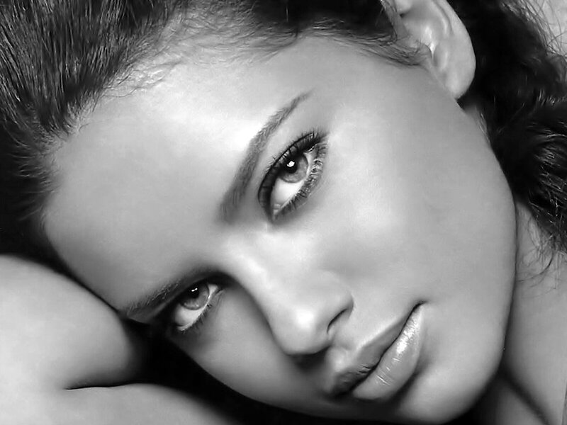 black and white portrait of woman