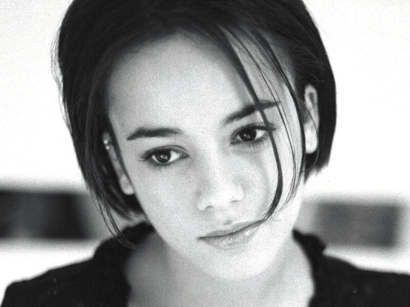 black and white portrait of woman