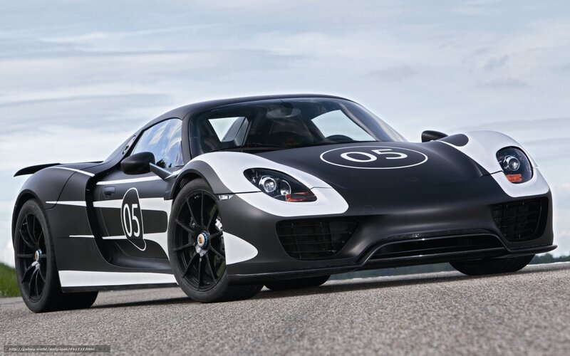Black and White Race Car — Dynamic