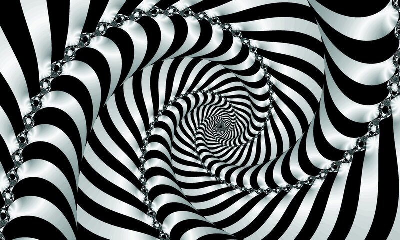 Black and White Spiral — Chain