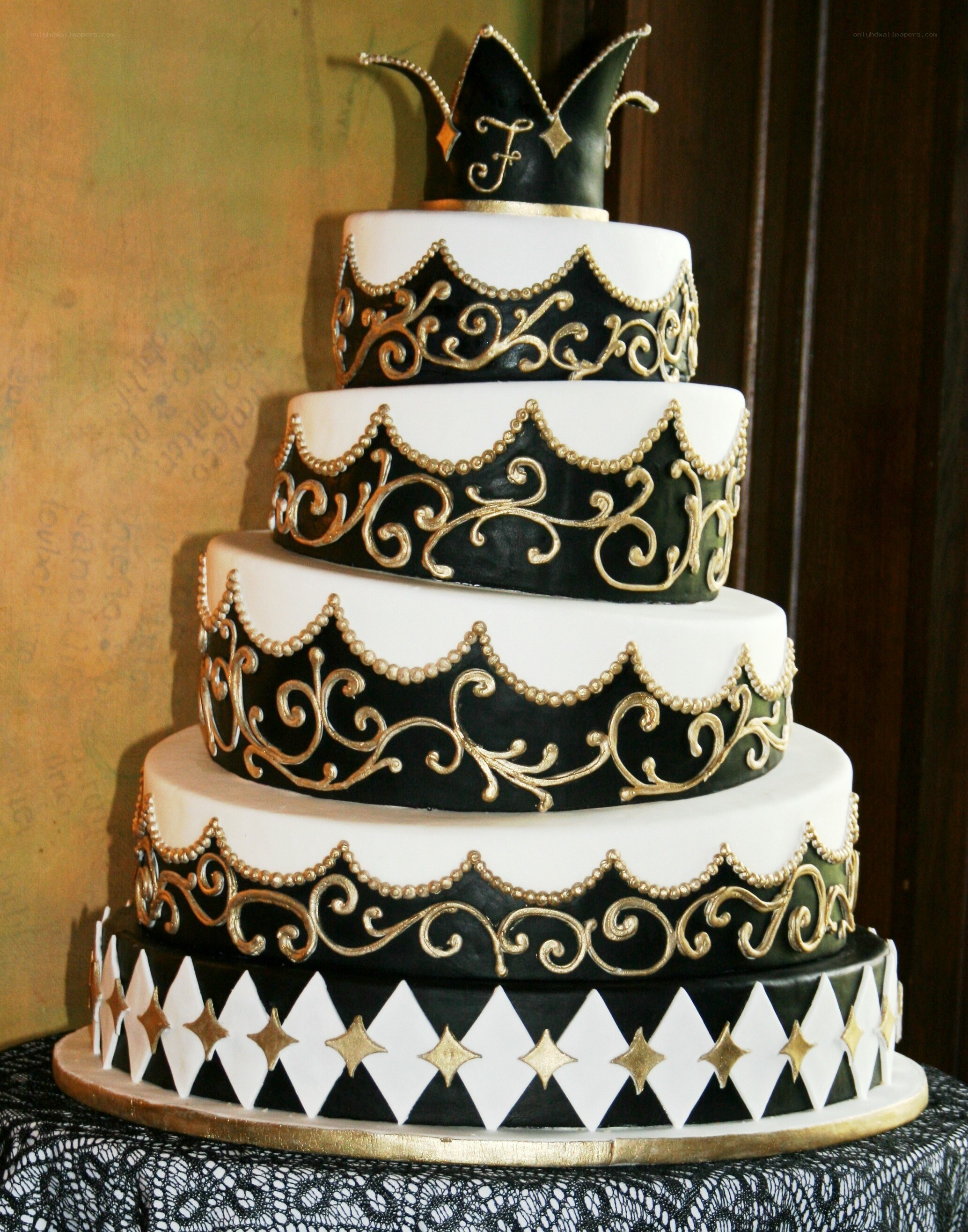 black and white tiered cake