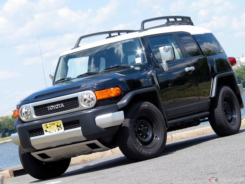 Black and white Toyota FJ Cruiser