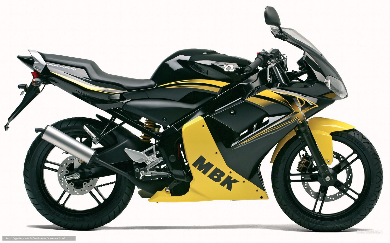 black and yellow sport motorcycle