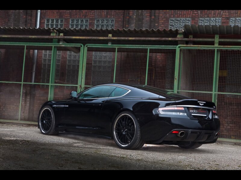 Black Aston Martin DBS
