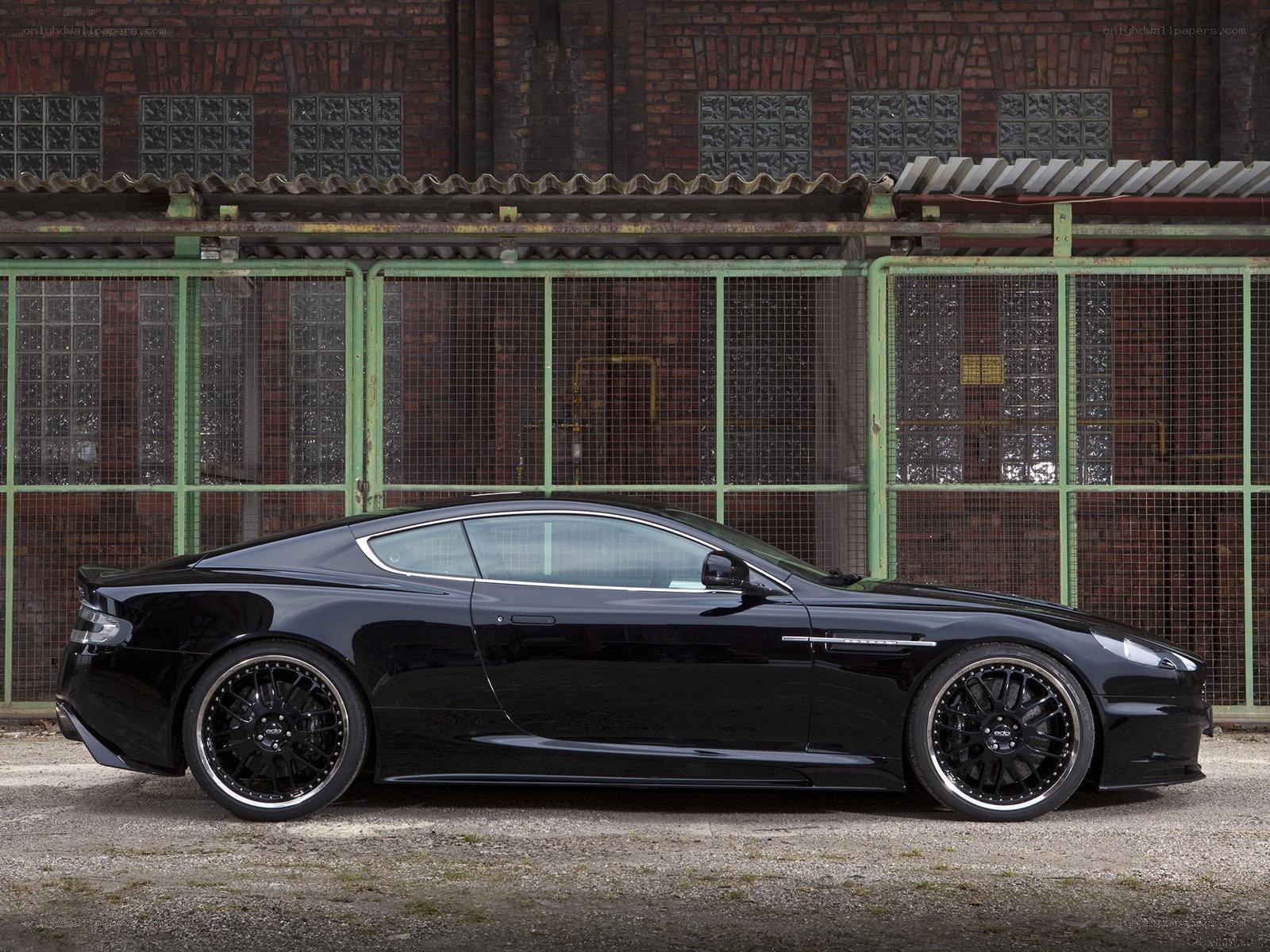 Black Aston Martin DBS