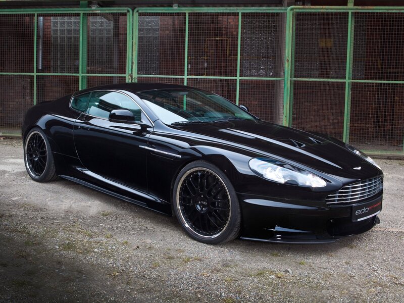 Black Aston Martin DBS