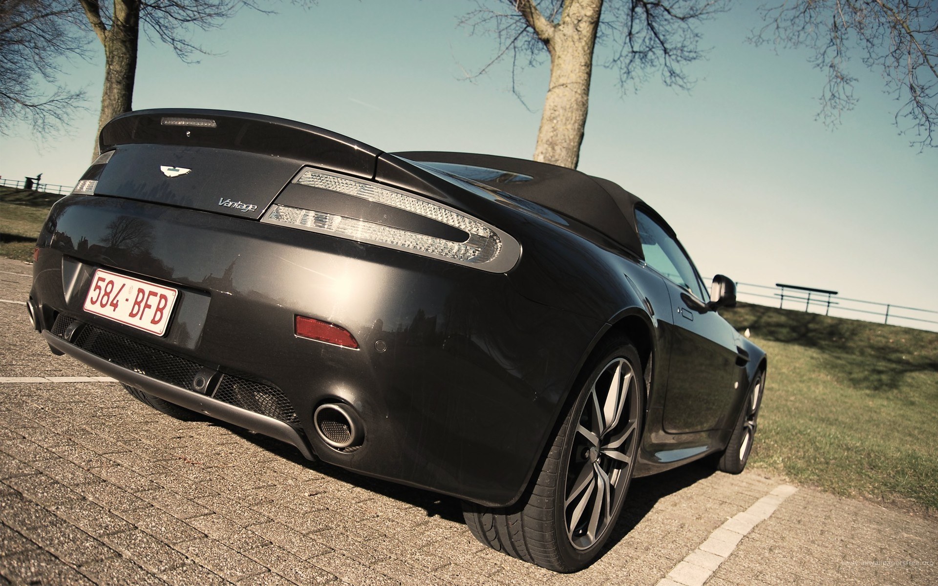 Black Aston Martin Vantage