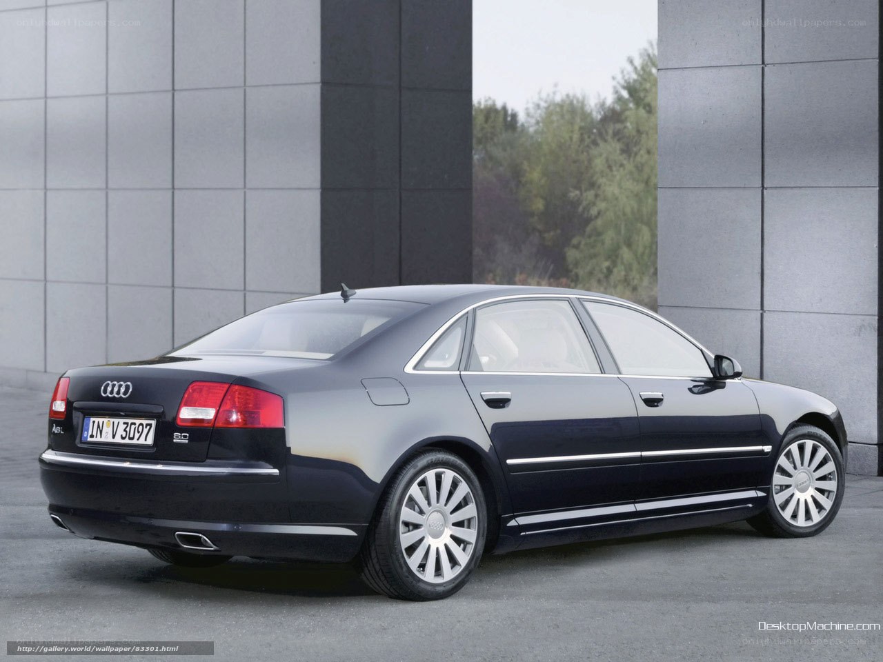 black audi a8 sedan