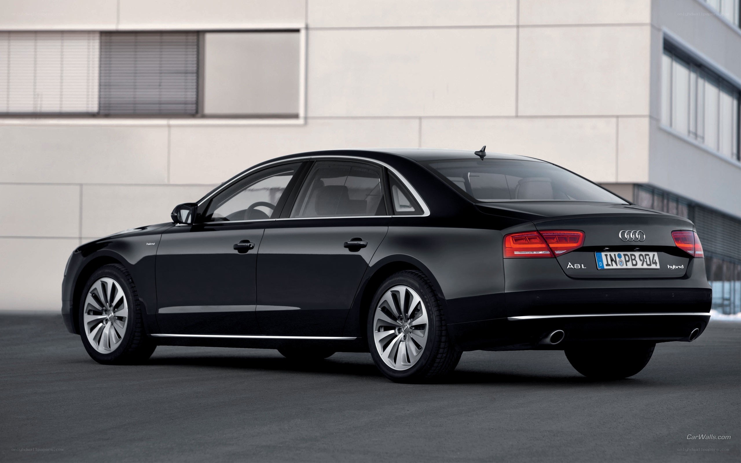 Black Audi A8L Hybrid
