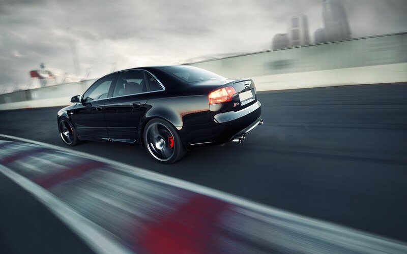 black audi on racetrack
