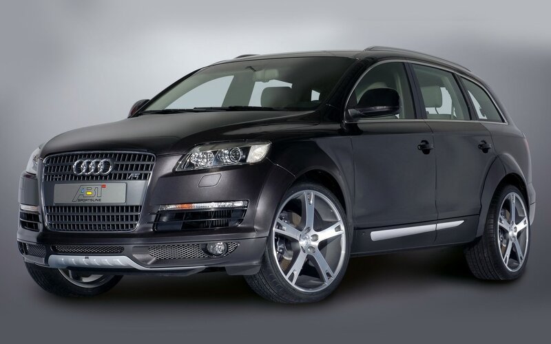 black audi q7 suv