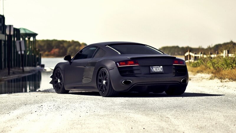 black audi r8 on gravel