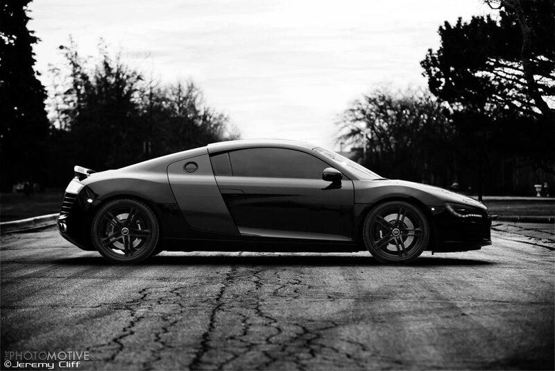 black audi r8 sports car