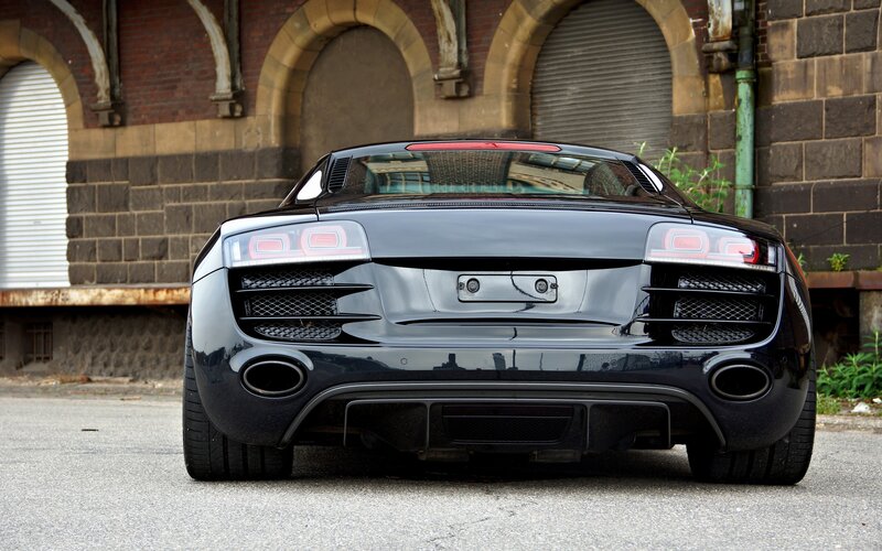 black audi r8 sports car